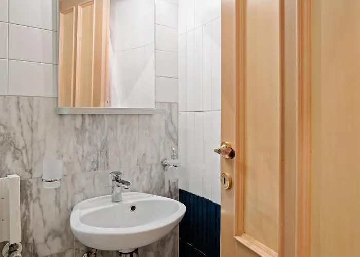 Apart Otel Bmga L Viapaola43 Palace Roma